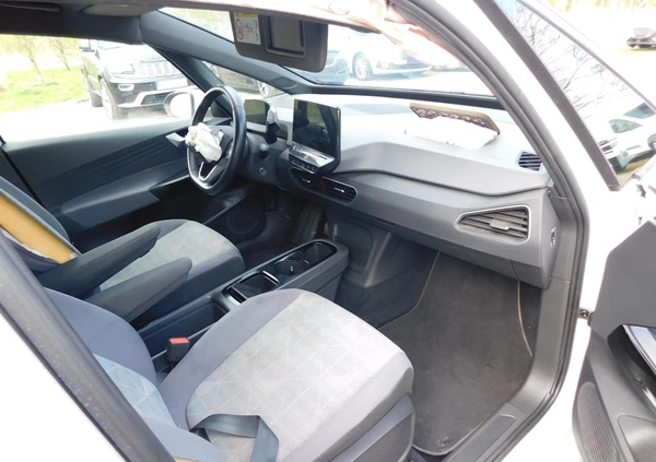 Volkswagen ID.3 cena 55350 przebieg: 16000, rok produkcji 2021 z Lębork małe 121